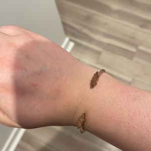 Kendra Scott bracelet